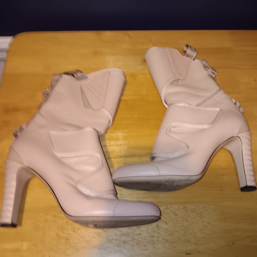Fendi FF Rare Runway Pink Leather Heeled Boots Size 38 - Picture 2 of 6